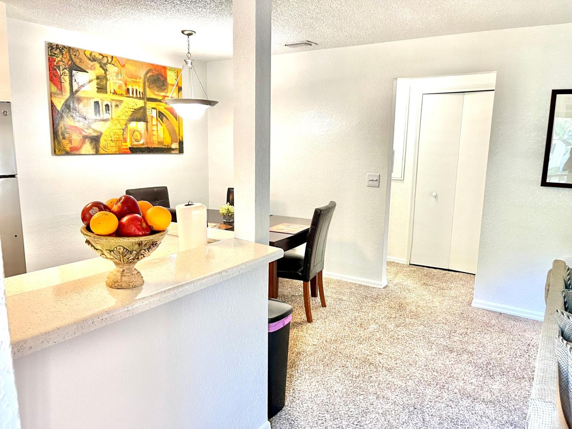 Daytona 2 Bed Apartment 10 Minutes To Beach With Balcony Port Orange Εξωτερικό φωτογραφία