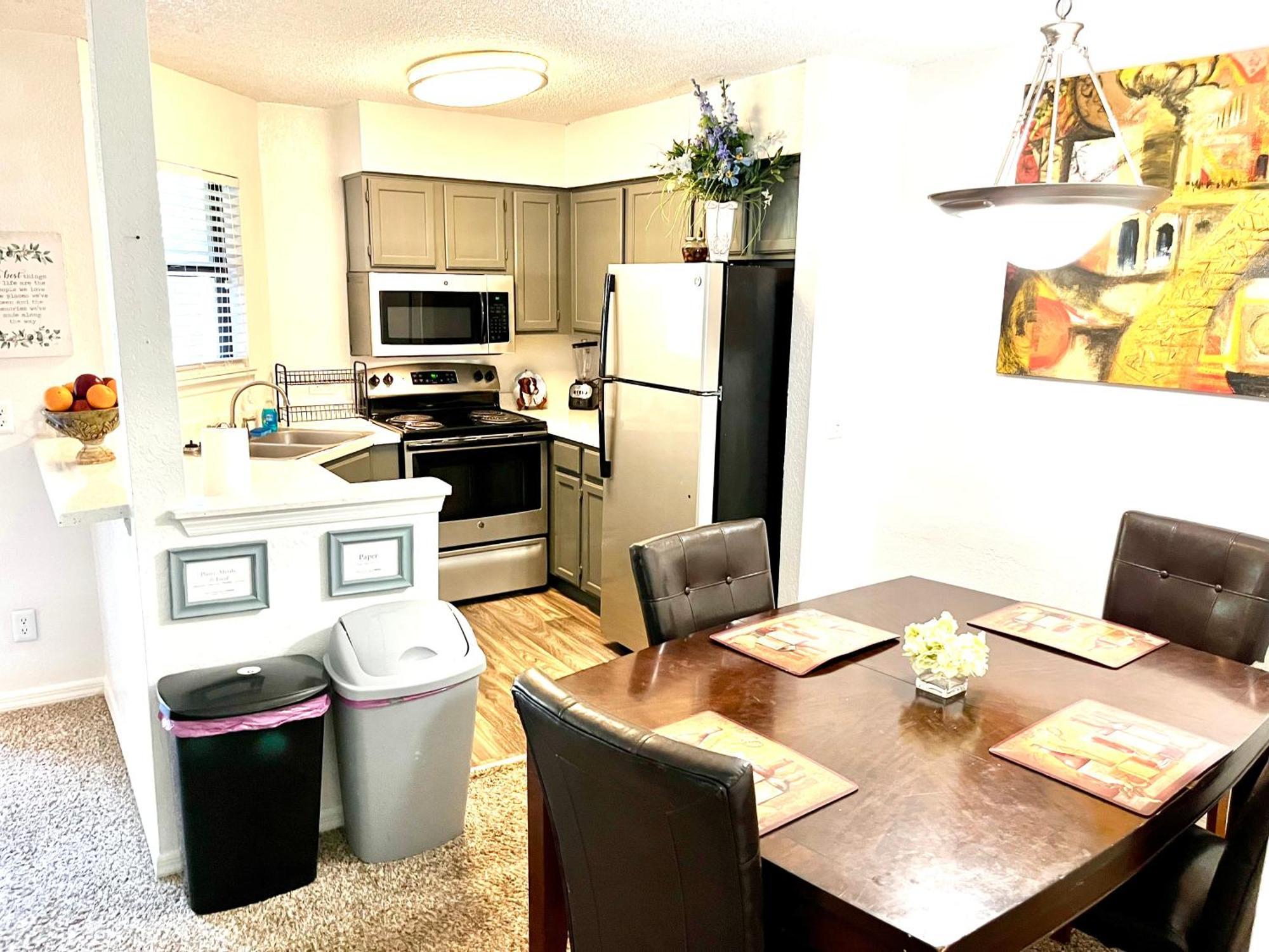Daytona 2 Bed Apartment 10 Minutes To Beach With Balcony Port Orange Εξωτερικό φωτογραφία