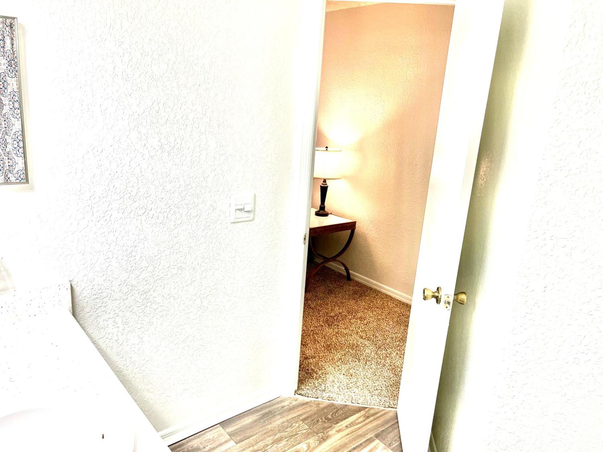 Daytona 2 Bed Apartment 10 Minutes To Beach With Balcony Port Orange Εξωτερικό φωτογραφία